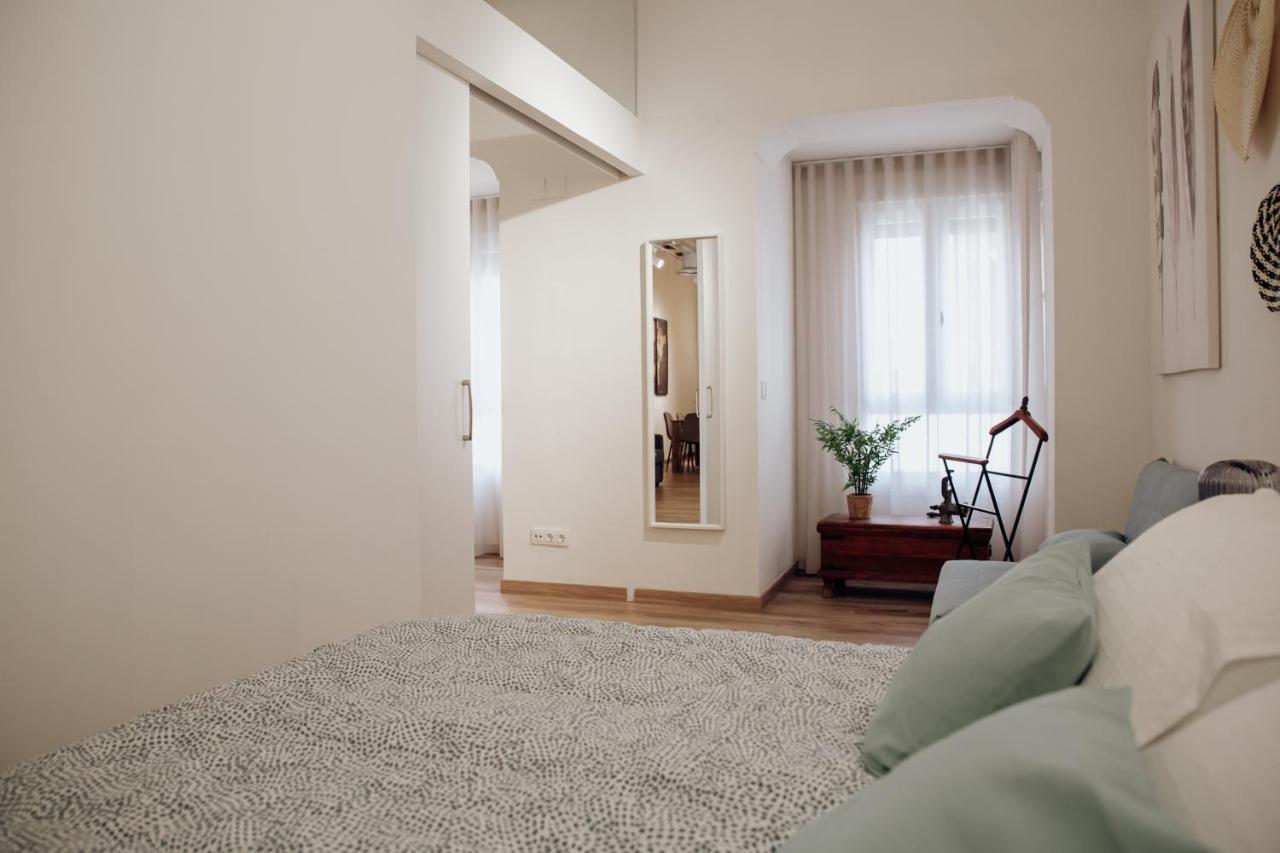 Apartamento Mercadal Apartment Тудела Екстериор снимка