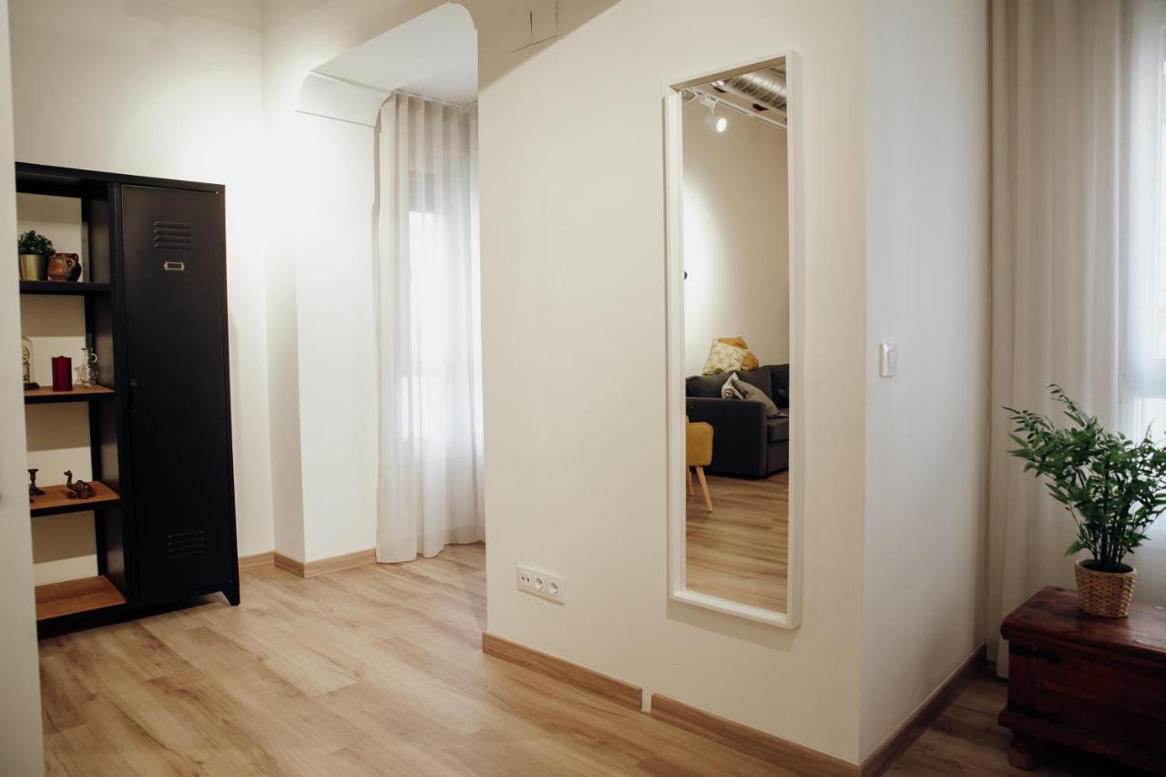 Apartamento Mercadal Apartment Тудела Екстериор снимка