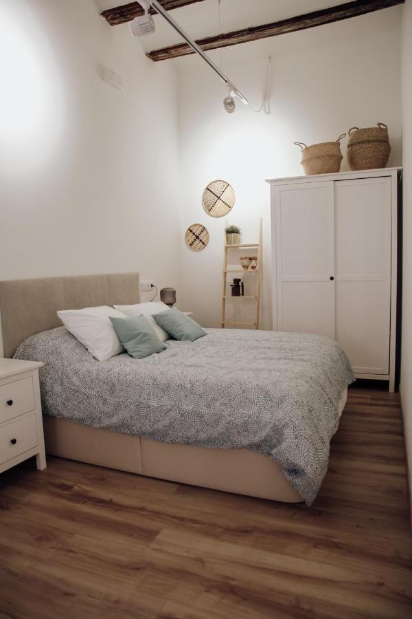 Apartamento Mercadal Apartment Тудела Екстериор снимка
